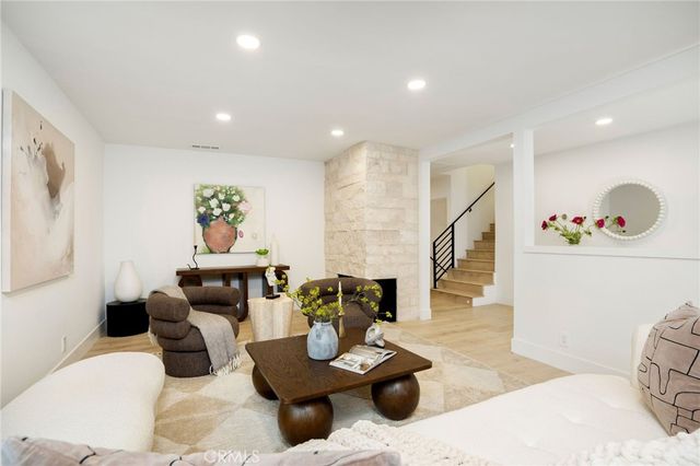 14457 Glorietta Drive, Sherman Oaks, CA 91423