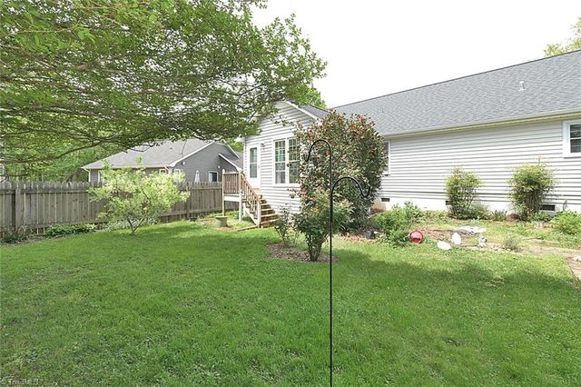 1216 Sequoia Drive, Lewisville, NC 27023