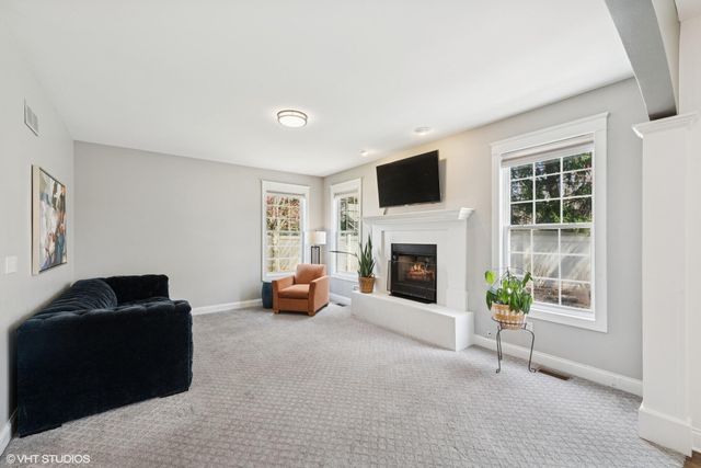 2707 Sweetgum Court, Valparaiso, IN 46383