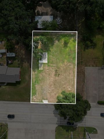 1402 Avenue D, Katy, TX 77493