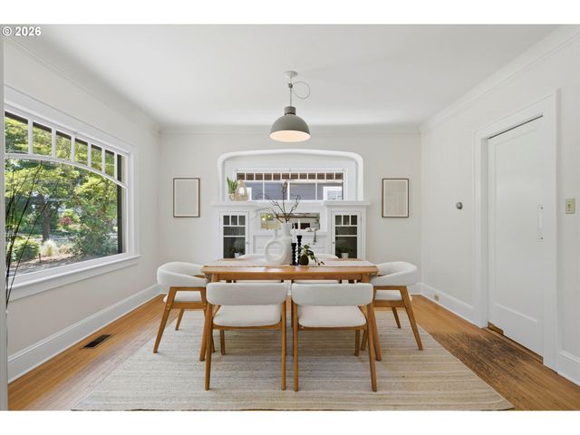 7349 Se 30TH Ave, Portland, OR 97202