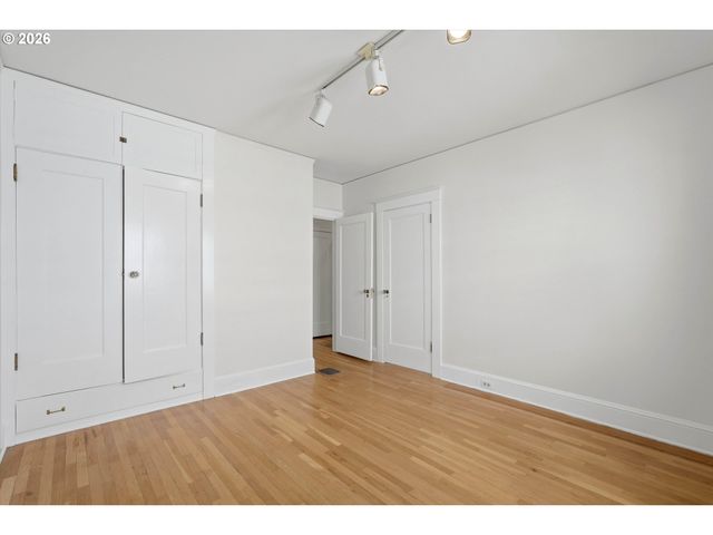 7349 Se 30TH Ave, Portland, OR 97202