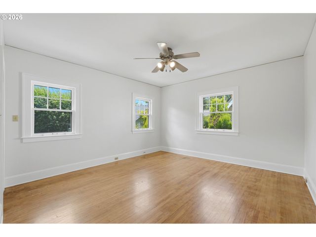 7349 Se 30TH Ave, Portland, OR 97202