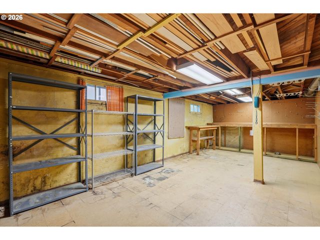 7349 Se 30TH Ave, Portland, OR 97202