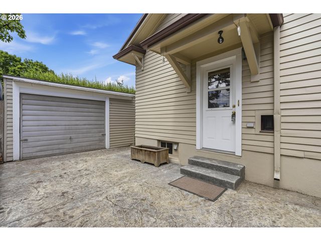 7349 Se 30TH Ave, Portland, OR 97202