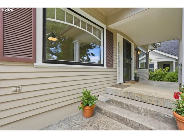 7349 Se 30TH Ave, Portland, OR 97202