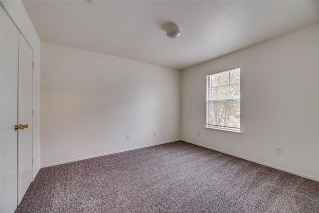 2946 Midbury Drive, Lancaster, TX 75134