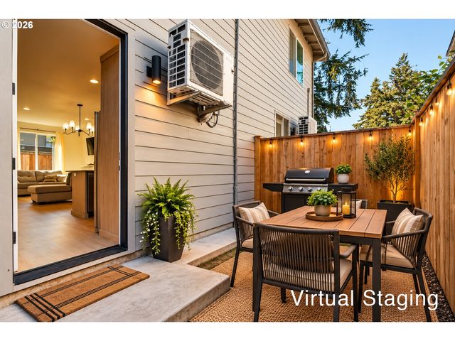 6041 Se LAMBERT St, Portland, OR 97206