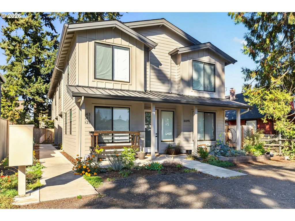6041 Se LAMBERT St, Portland, OR 97206