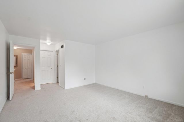 2799 Lochmoor Boulevard, Orion Twp, MI 48360