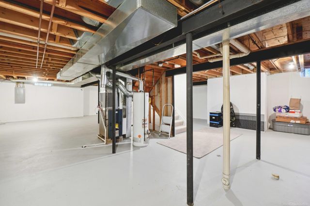 2799 Lochmoor Boulevard, Orion Twp, MI 48360