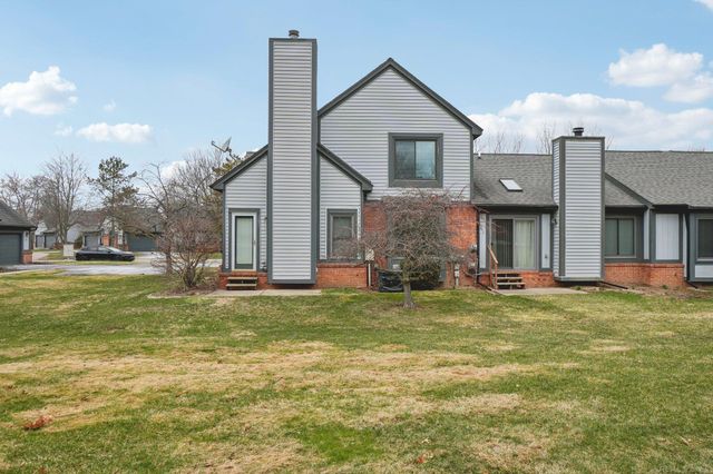 2799 Lochmoor Boulevard, Orion Twp, MI 48360