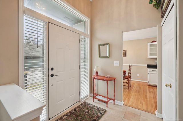 2799 Lochmoor Boulevard, Orion Twp, MI 48360