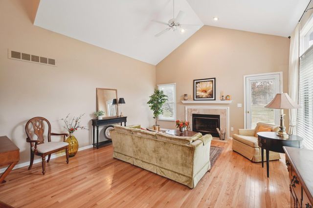 2799 Lochmoor Boulevard, Orion Twp, MI 48360