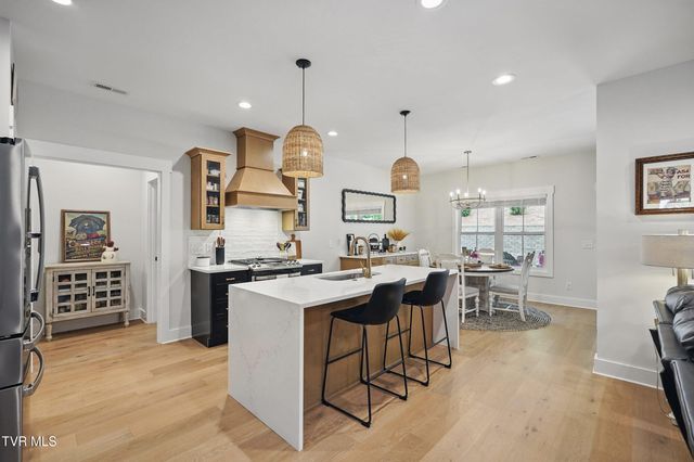 235 Winston Place, Johnson City, TN 37615