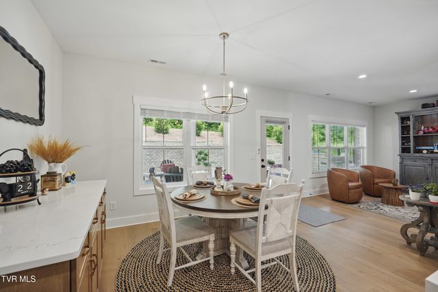 235 Winston Place, Johnson City, TN 37615