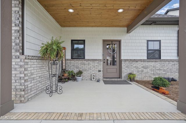 235 Winston Place, Johnson City, TN 37615