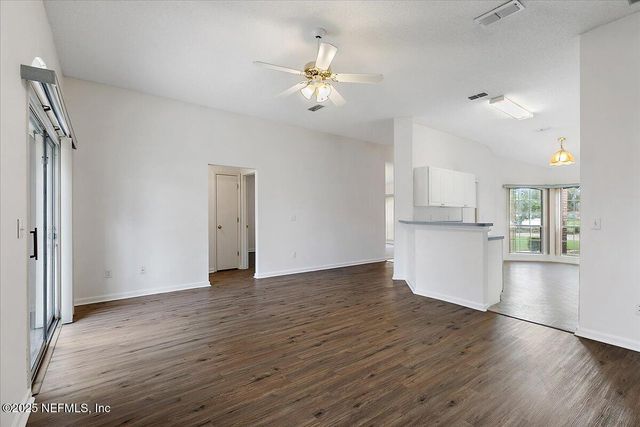 9502 BROKEN OAK Boulevard, Jacksonville, FL 32257