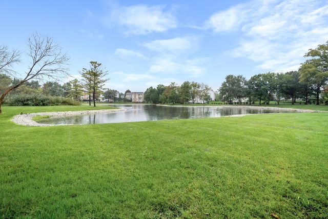145 Rosewood Drive, Streamwood, IL 60107