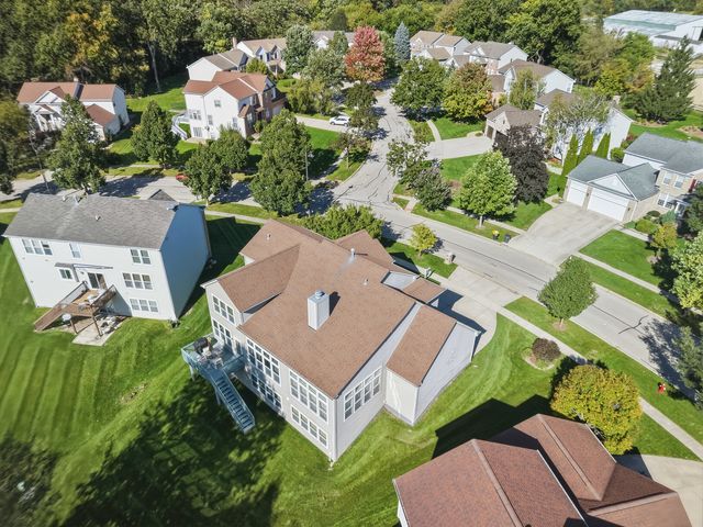 145 Rosewood Drive, Streamwood, IL 60107