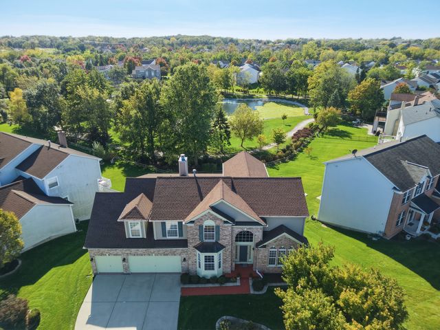 145 Rosewood Drive, Streamwood, IL 60107