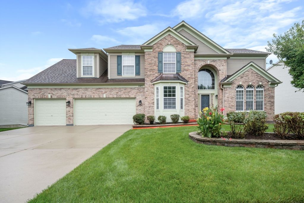 145 Rosewood Drive, Streamwood, IL 60107