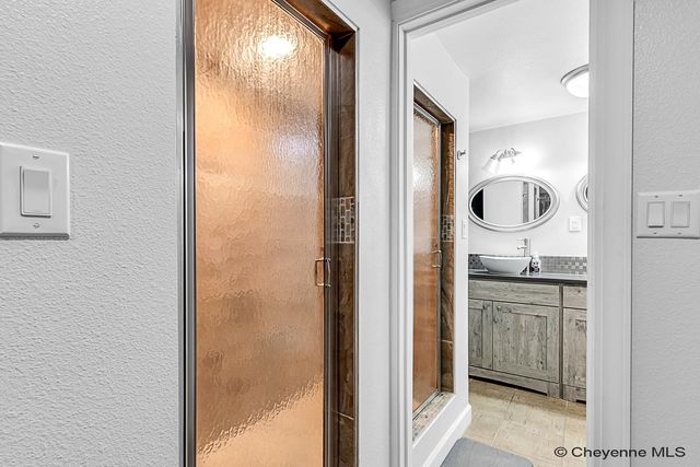 3117 DOUGLAS ST, Cheyenne, WY 82009