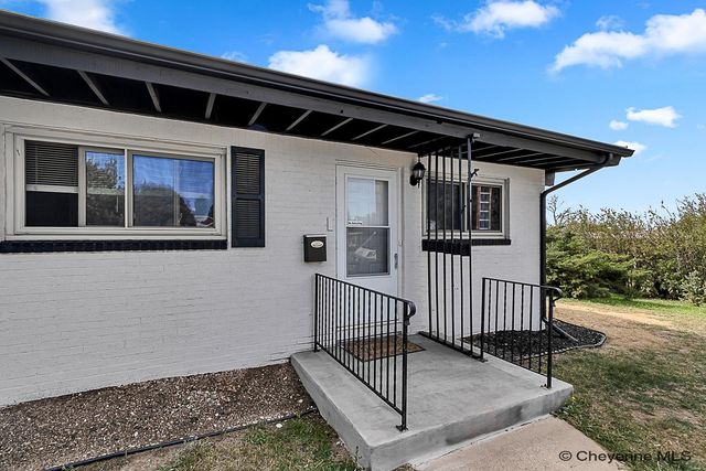 3117 DOUGLAS ST, Cheyenne, WY 82009