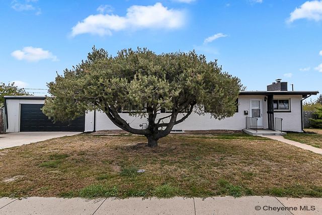 3117 DOUGLAS ST, Cheyenne, WY 82009