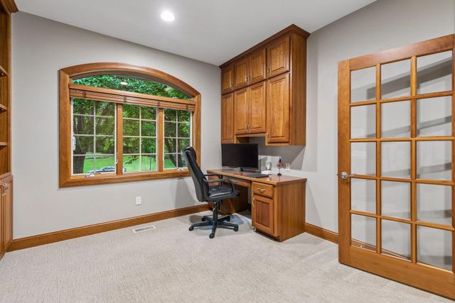 18023 Jay Court, Lakeville, MN 55044