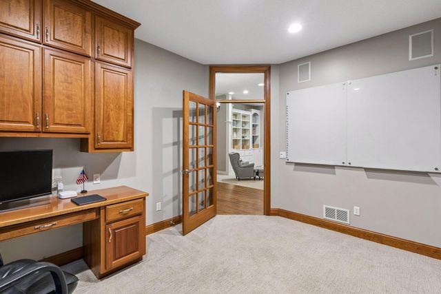 18023 Jay Court, Lakeville, MN 55044