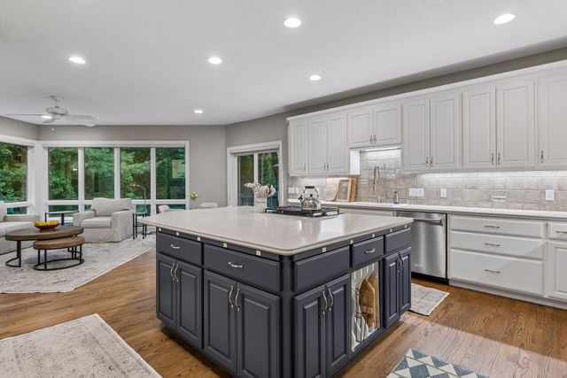 18023 Jay Court, Lakeville, MN 55044