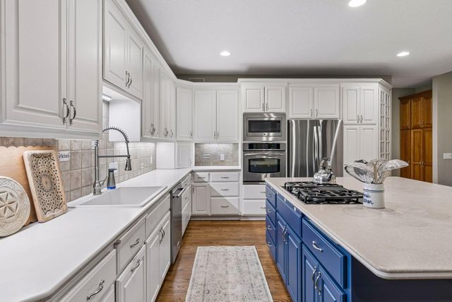 18023 Jay Court, Lakeville, MN 55044