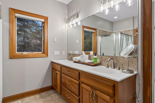 18023 Jay Court, Lakeville, MN 55044