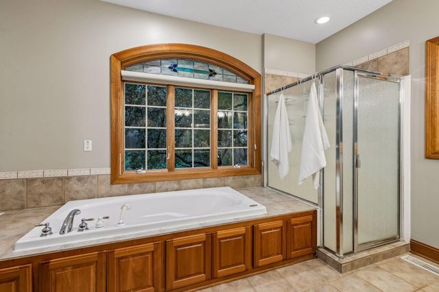 18023 Jay Court, Lakeville, MN 55044