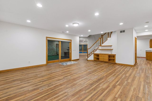 18023 Jay Court, Lakeville, MN 55044