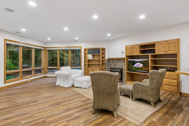 18023 Jay Court, Lakeville, MN 55044