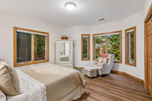 18023 Jay Court, Lakeville, MN 55044