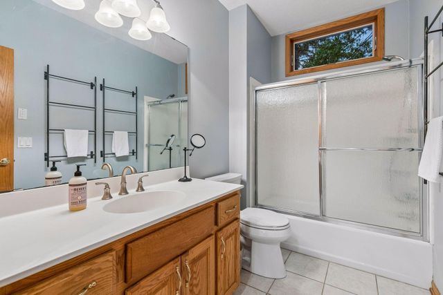 18023 Jay Court, Lakeville, MN 55044