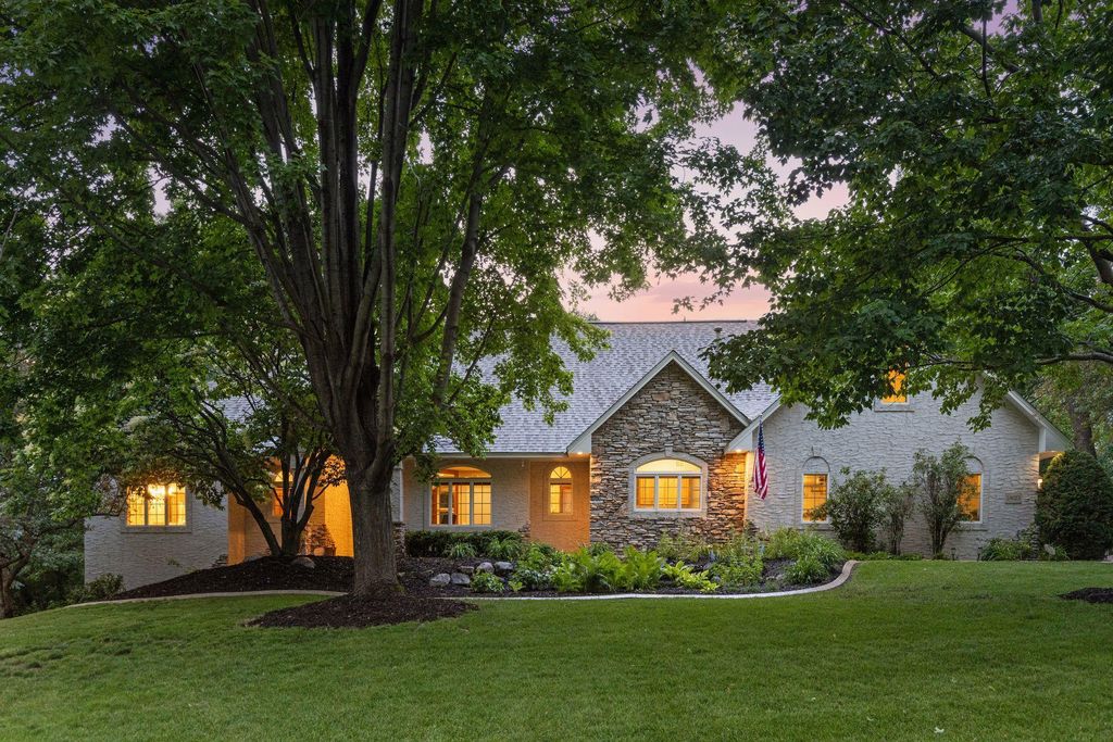 18023 Jay Court, Lakeville, MN 55044