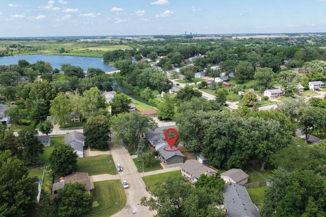 9189 Oakwood Drive, Norwalk, IA 50211