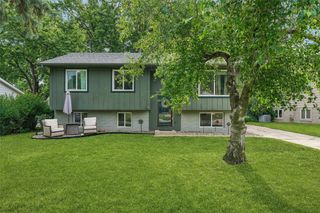 9189 Oakwood Drive, Norwalk, IA 50211