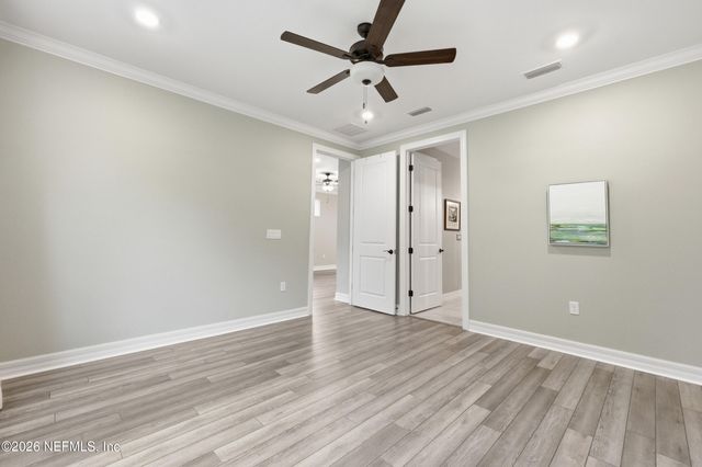 11097 CITY FRONT Drive, Jacksonville, FL 32256