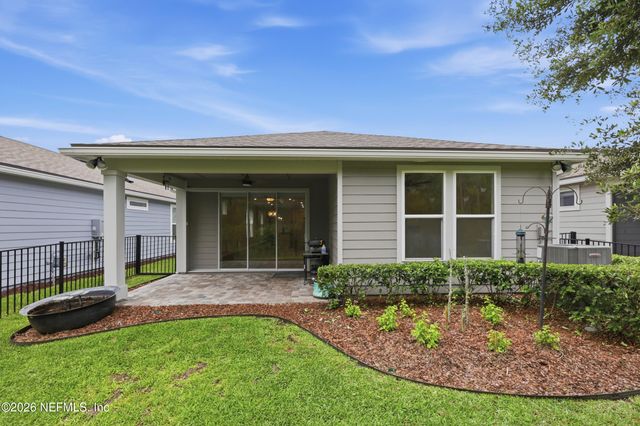 11097 CITY FRONT Drive, Jacksonville, FL 32256