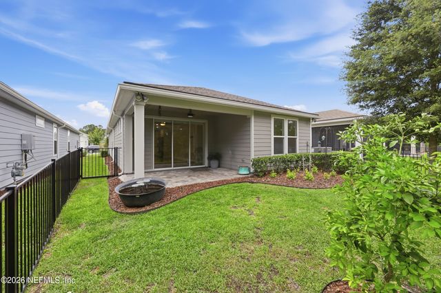 11097 CITY FRONT Drive, Jacksonville, FL 32256