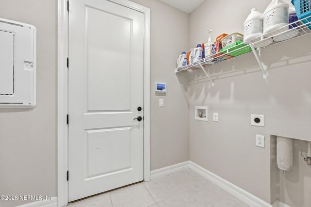 11097 CITY FRONT Drive, Jacksonville, FL 32256