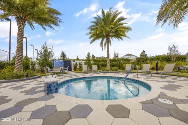11097 CITY FRONT Drive, Jacksonville, FL 32256