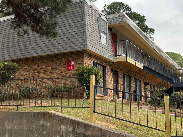 1600 N Seventh St, Longview, TX 75601