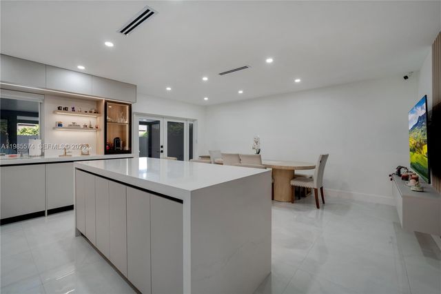 12835 SW 119th Ter, Miami, FL 33186