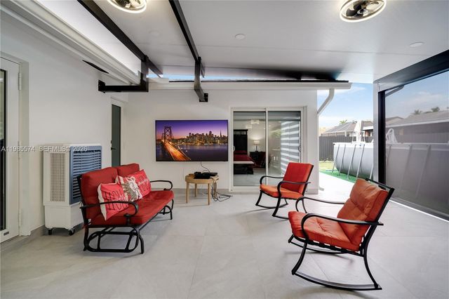 12835 SW 119th Ter, Miami, FL 33186